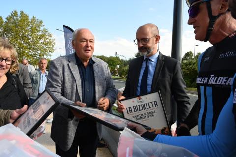 Inauguration de la véloroute de la Rhune : piste cyclable Chantaco - Col de Saint-Ignace