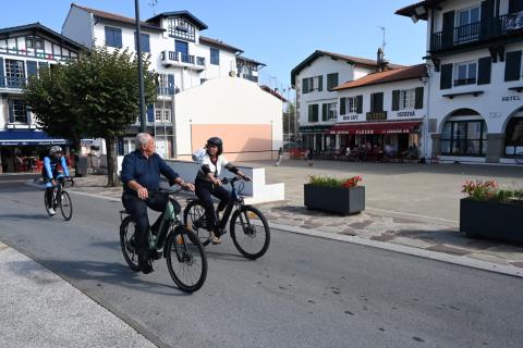 Inauguration de la véloroute de la Rhune : piste cyclable Chantaco - Col de Saint-Ignace