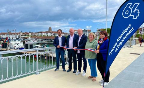 Pont Charles de Gaulle : la piste cyclable est inaugurée