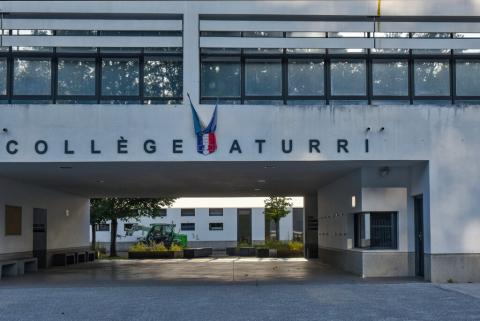 Création d&#039;une classe supplémentaire au collège Aturri