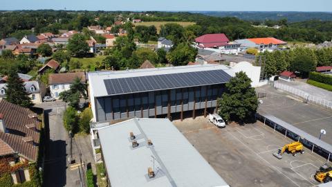 offrir aux élèves et aux équipes éducatives des établissements modernes, confortables et respectueux de l’environnement.